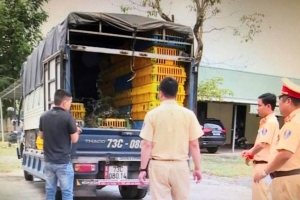 Cửa khẩu Lao bảo-Quảng Trị: Tình trạng vận chuyển pháo lậu diễn biến phức tạp