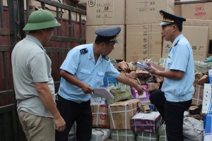 Bình Dương: Đẩy mạnh công tác chống buôn lậu, GLTM và hàng giả dịp cuối năm