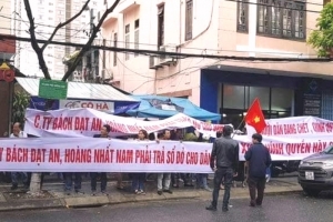 Đà Nẵng: Vì sao hơn 1.000 người dân mua đất dự án căng băng rôn đòi sổ đỏ?