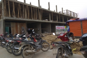 Chợ xây dang dở đã buôn bán tấp nập: Nhắc tới sai phạm của Công ty Đông Bắc cả Phường lẫn Thành phố đều e dè?