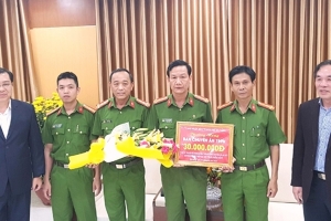 Đà Nẵng: Thưởng “nóng” phá vụ án ma túy cực lớn