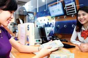 Chính sách tiền tệ 2019: Tiếp tục 'rắn' với chứng khoán, bất động sản?