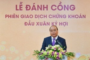 Thủ tướng Nguyễn Xuân Phúc: Phát triển thị trường chứng khoán hiệu quả - bền vững hơn