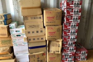 Cục Hải quan TP. HCM: Truy tìm chủ lô hàng bách hóa nhập lậu