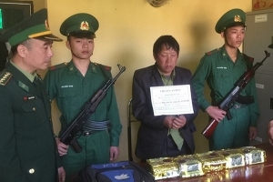 Thanh Hóa: Bắt đối tượng vận chuyển trái phép 6kg ma túy đá từ Lào về Việt Nam tiêu thụ