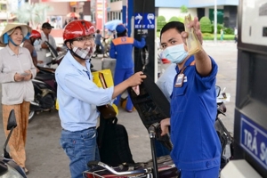 Giá xăng có thể tiếp tục được điều chỉnh tăng mạnh?
