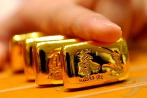 Giá vàng hôm nay 22/3: Đảo chiều tăng vọt