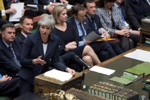 Thủ tướng Anh hứa từ chức để thỏa thuận Brexit được thông qua