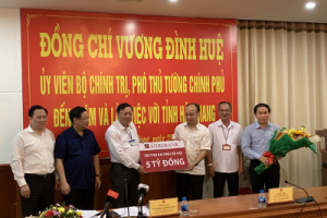 Agribank trao 10 tỷ đồng ủng hộ an sinh - xã hội tại Trà Vinh và Hậu Giang