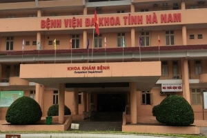 Hà Nam: Bắt tạm giam 5 y, bác sĩ đưa bệnh nhân chụp cộng hưởng từ 'chui'
