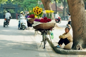 Dự báo thời tiết ngày 18/4: Nắng nóng cục bộ tại Bắc bộ và Trung bộ