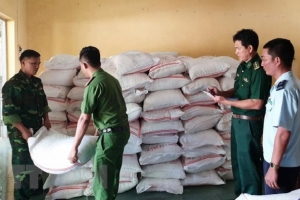 Lợi dụng nghỉ lễ, gần 10 tấn đường cát nhập lậu qua biên giới