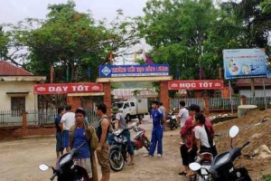 Thanh Hóa: Nam thanh niên xông vào trường học đâm thương vong nhiều học sinh và giáo viên