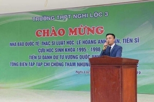 Nghệ An yêu cầu nhà trường báo cáo việc tổ chức lễ đón 'nhà báo quốc tế' Lê Hoàng Anh Tuấn