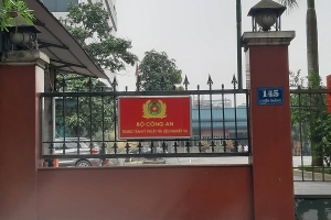Công ty Thảo Mộc TV – Kỳ 3: Trung tâm kỹ thuật tài liệu nghiệp vụ - Bộ Công An cấp tem chống hàng giả khi chưa đủ giấy tờ?