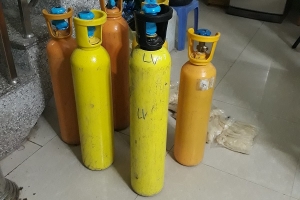 Lạng Sơn thu giữ 110 kg khí Nitrous Oxide (khí cười)