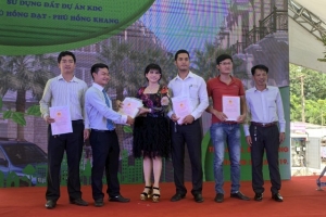 Trao sổ hồng… nhận lòng tin