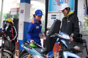 Giá xăng, dầu giảm nhẹ từ 15h chiều nay