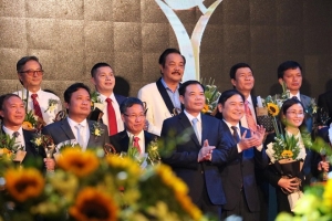 Phó thủ tướng Vũ Đức Đam: Nâng cao năng lực cạnh tranh của nền kinh tế, của từng ngành, từng sản phẩm
