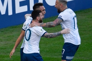 Chiến thắng 2-1 trước Đội tuyển Chile, Đội tuyển Argentina giành hạng 3 Copa America 2019