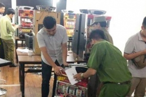 Triệt phá tụ điểm đánh bạc chỉ dành cho khách nước ngoài tại Hà Nội
