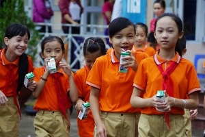 Hà Nội tiếp tục triển khai chương trình Sữa học đường