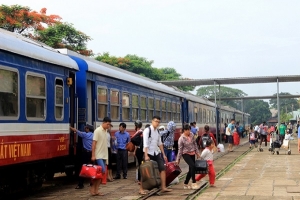 Dịp 2/9, đường sắt huy động thêm hơn 50 chuyến tàu trên các tuyến
