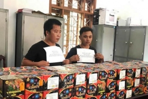 Nghệ An: “Lo” tết sớm, 2 đối tượng trữ 235 kg pháo