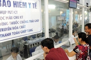 Đồng loạt tăng giá khám chữa bệnh