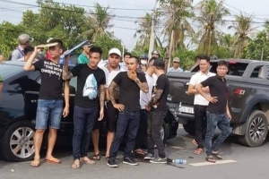 Vụ giang hồ vây xe công an ở Đồng Nai: Khởi tố, bắt tạm giam 4 bị can