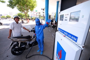 Vụ án xăng giả giải đáp nguyên nhân các trường hợp xe đang chạy bỗng nhiên bốc cháy