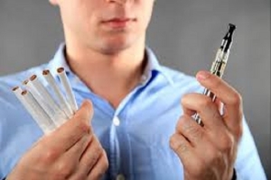 Tạm giữ hơn 600 chai tinh dầu thuốc lá không rõ nguồn gốc xuất xứ