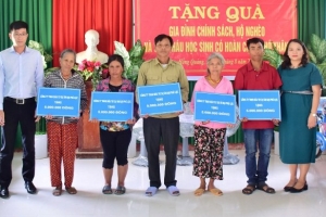Văn phòng UBND tỉnh Thừa Thiên Huế - cái nôi ân tình...