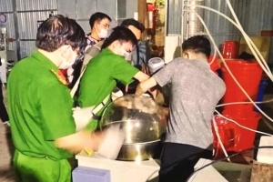 Kon Tum-Bình Định: Khởi tố 26 bị can vụ chiết xuất ma túy