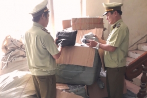 Phú Yên: Tịch thu toàn bộ số hàng giả mạo của 2 xe container