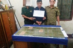 Bộ đội Biên phòng Thanh Hóa bắt 2 đối tượng vận chuyển 32 bánh heroin