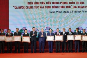 Nghệ An vinh dự đón nhận Huân chương Lao động hạng Ba về xây dựng nông thôn mới