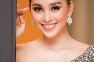 Tuần lễ thời trang quốc tế Việt Nam 2019: Tiểu Vy giành giải Best Dress