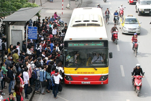 Hà Nội: Trộm cắp tài sản tại các điểm dừng, đỗ xe buýt diễn ra phức tạp