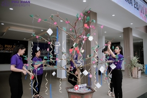 Đại học Phú Xuân (Huế): Không nhận hoa dịp 20/11