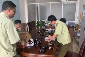 Gia Lai: Tạm giữ lô kính mắt trị giá gần 20 triệu đồng