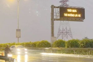 Vụ “trời mưa thì không lái xe”: Đơn vị quản lý cao tốc lên tiếng