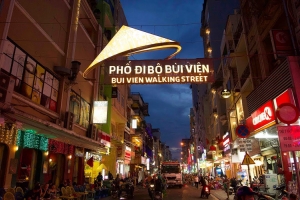 Hoạt động kinh tế ban đêm: Nghèo nàn và đơn điệu