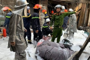 Hà Nội: Bình gas phát nổ gây cháy lớn tại ngõ Bùi Ngọc Dương