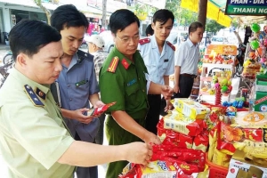 Hà Nội: Cần tăng cường công tác quản lý, giám sát thị trường hàng hóa dịp cuối năm