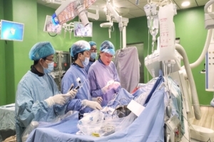 Bệnh viện Đà Nẵng đưa vào hoạt động phòng mổ can thiệp tim mạch hiện đại