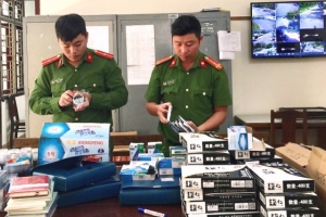 Đà Nẵng: Phát hiện đối tượng người Trung Quốc bán hàng hóa không rõ nguồn gốc, chứng từ