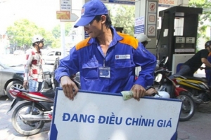 Chiều nay, giá xăng sẽ giảm sau 2 lần tăng?