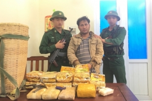 Bắt giữ đối tượng người Lào vận chuyển 10 kg ma túy đá, 20.000 viên ma tuý tổng hợp