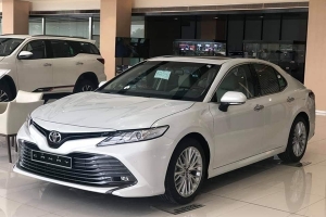 Xe hot đời 2019 đua nhau hạ giá